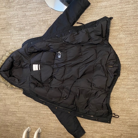 Aritzia parka (community winter coat) - Picture 9 of 13